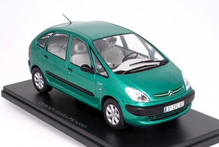 Machete autoturisme moderne - Macheta auto Citroen Xsara Picasso 2003, scara 1:24