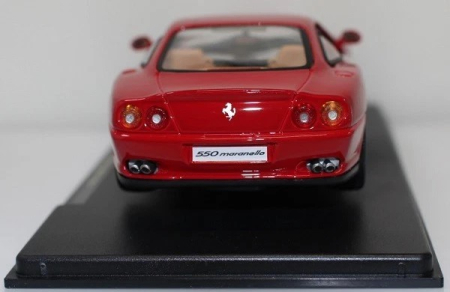 Macheta auto Ferrari 550 Maranello 1996, scara 1:24 [2]