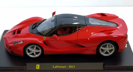 Machete autoturisme moderne - Macheta auto Ferrari LaFerrari 2013, scara 1:24
