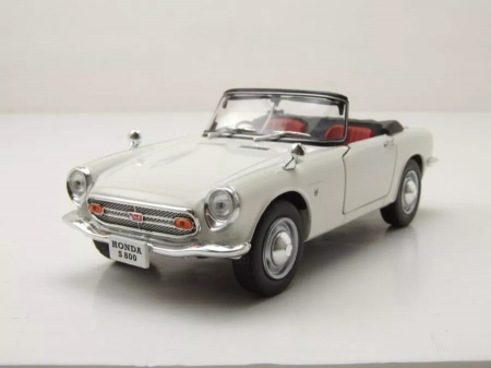 Macheta auto Honda S800, scara 1:24 [1]