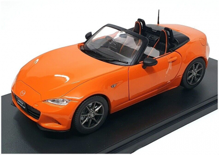 Machete autoturisme moderne - Macheta auto Mazda MX-5 RHD, scara 1:24