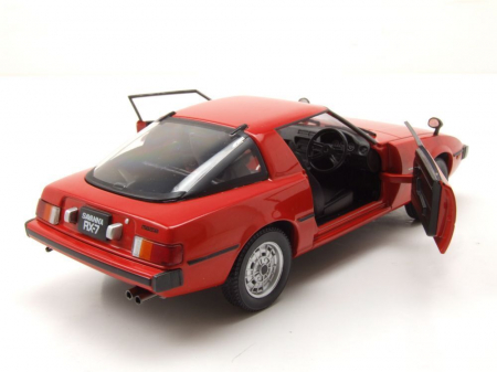 Macheta auto Mazda RX-7 RHD, scara 1:24 [3]