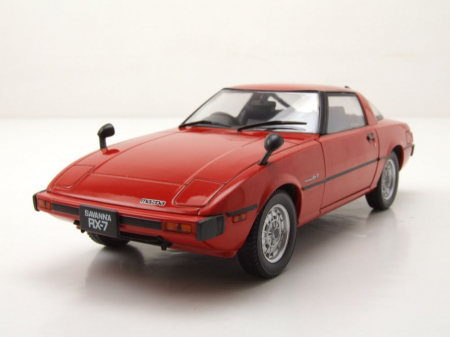 Macheta auto Mazda RX-7 RHD, scara 1:24