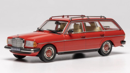 Macheta auto Mercedes 200T (S123), scara 1:43