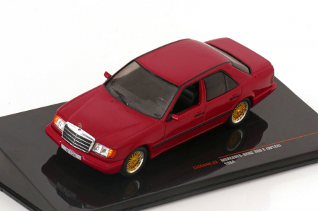Macheta auto Mercedes Benz 300E (W124), scara 1:43