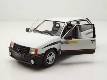 Macheta auto Opel Corsa A SR, scara 1:24 [3]