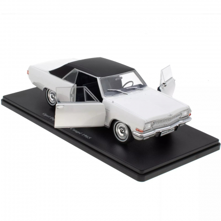 Macheta auto Opel Diplomat A Coupe, scara 1:24 [1]