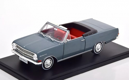 Machete autoturisme - Macheta auto Opel Rekord A Cabrio, scara 1:24
