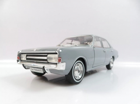 Machete autoturisme - Macheta auto Opel Rekord C1900, scara 1:24