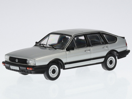 Machete autoturisme - Macheta auto Volkswagen Passat B2, scara 1:43