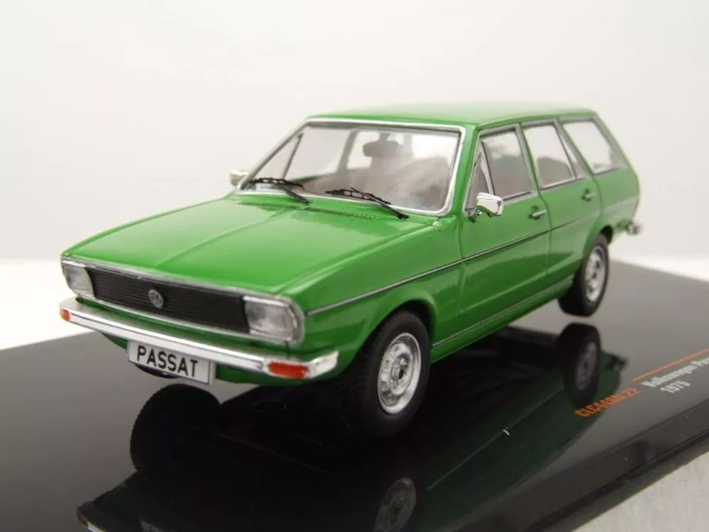 Machete autoturisme - Macheta auto Volkswagen Passat B1 Variant, scara 1:43