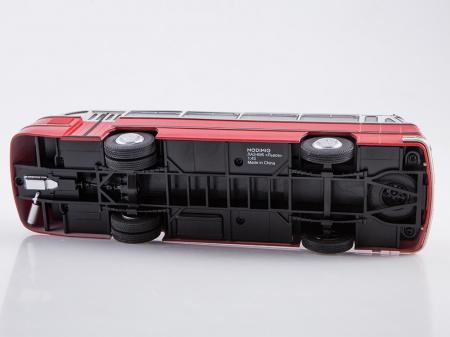 Macheta autobuz LAZ-695 cu revista, scara 1:43 [4]