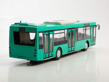 Macheta autobuz MAZ-203 cu revista, scara 1:43 [1]