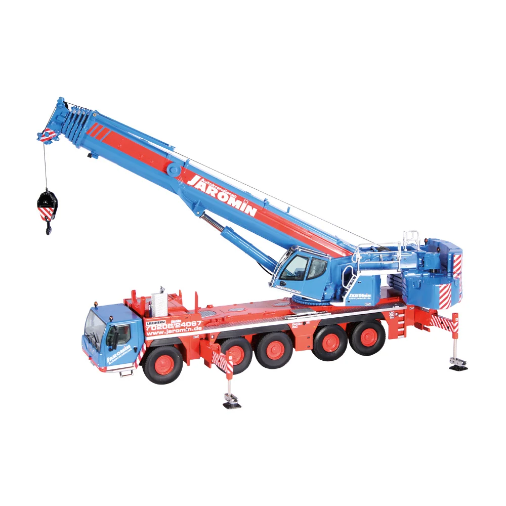 Machete utilaje de constructii - Macheta automacara Liebherr LTM 1250-5.1 Jaromin, scara 1:50