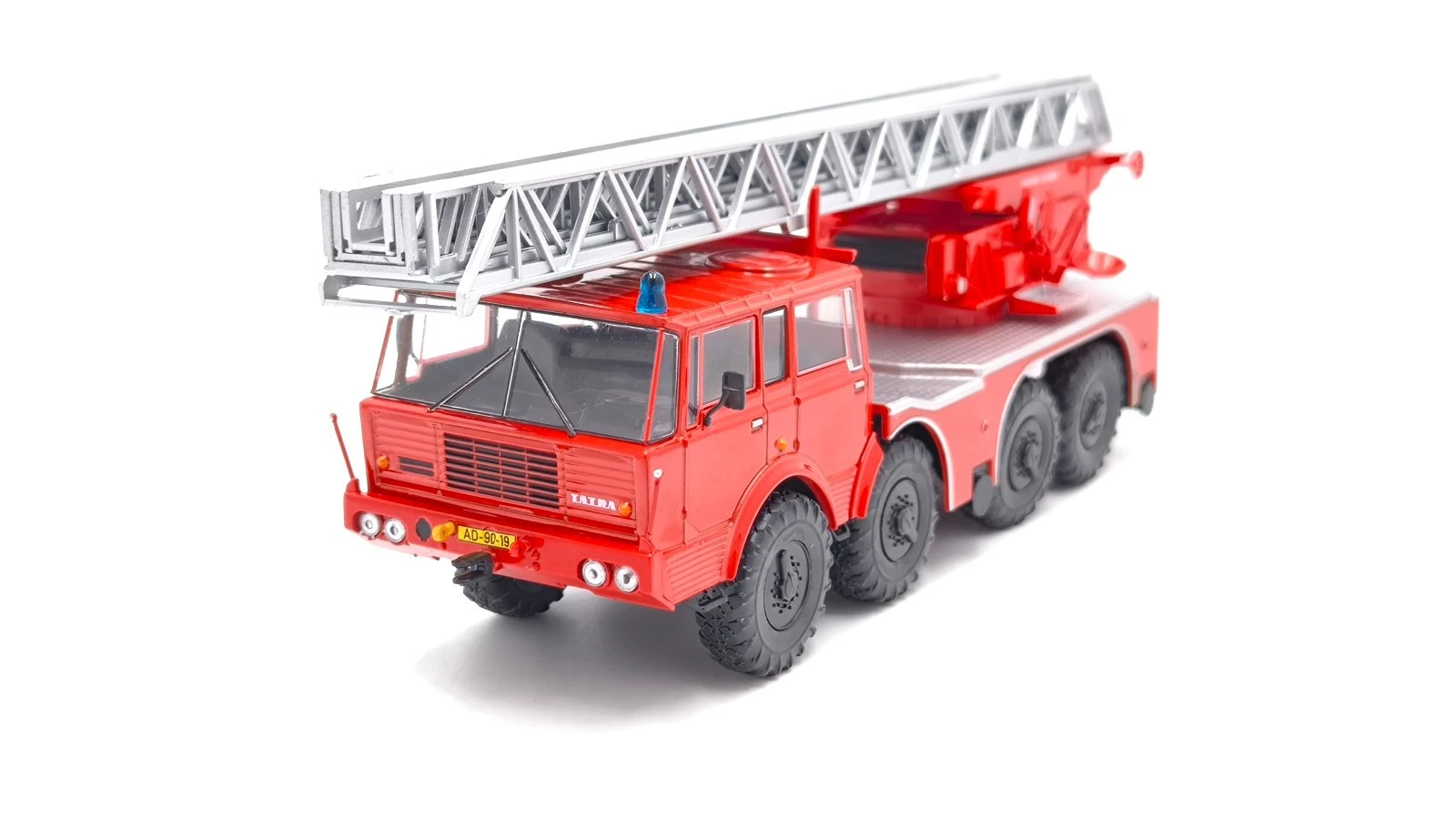 Machete autoturisme - Macheta autoscara pentru pompieri Tatra 813 8x8, scara 1:43