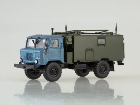 Machete vehicule militare - Macheta autostatie radio pe sasiu Gaz-66, scara 1:43