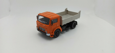 Machete basculante - Macheta basculanta Jelcz K-525 , scara 1:43