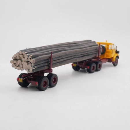 Macheta camion Berliet TBH 280  cu semiremorca pentru lemne, scara 1:43 [1]