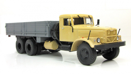Macheta camion KRAZ 257B1, scara 1:43 [1]