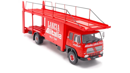 Macheta camion transportor auto de curse Fiat 673, scara 1:43 [1]
