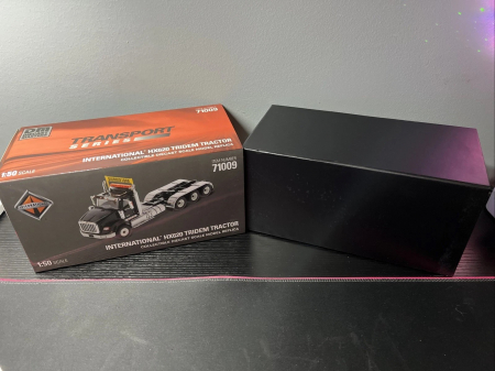 Macheta cap tractor International HX620 8x6, scara 1:50 [4]