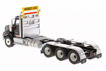 Macheta cap tractor International HX620 8x6, scara 1:50 [3]
