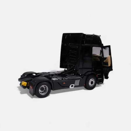 Macheta cap tractor Mercedes Benz Actros L, scara 1:18 [1]