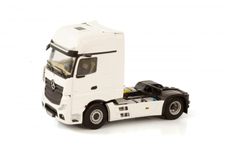 Machete camioane - Macheta cap tractor Mercedes Actros Gigaspace MP5 4x2, scara 1:50