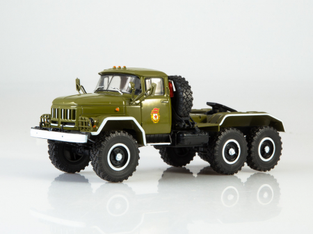 Machete vehicule militare - Macheta cap tractor Zil 131NV, scara 1:43
