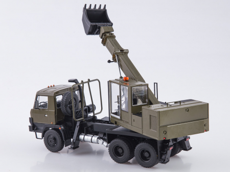 Macheta excavator UDS-114A pe sasiu Tatra 815, scara 1:43 [8]