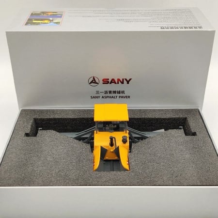 Macheta finisor asfalt Sany, scara 1:50 [5]