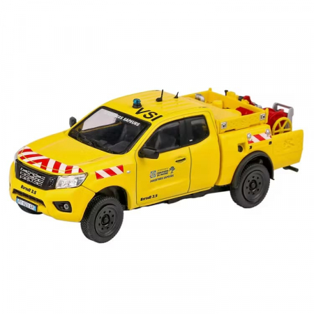 Machete autoturisme - Macheta masina pompieri Nissan Baroud pick-up, scara 1:43
