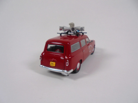 Macheta masina pompieri Peugeot 403 Break, scara 1:43 [2]