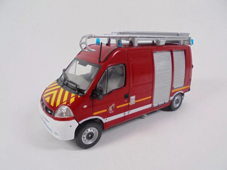 Machete autoturisme - Macheta masina pompieri Renault Master, scara 1:43