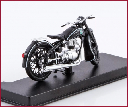 Macheta motocicleta nemteasca Simson AWO425, scara 1:24 [1]