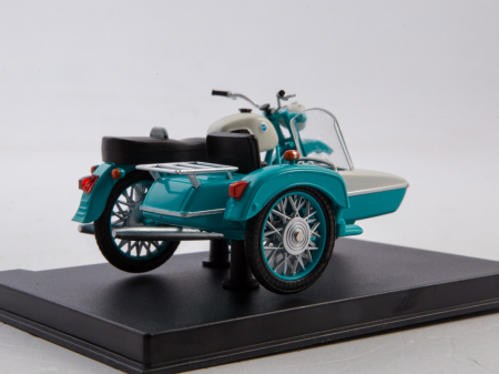 Macheta motocicleta ruseasca cu atas IJ-Jupiter 3K, scara 1:24 [2]