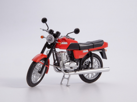 Macheta motocicleta cehoslovaca Java 350/638, scara 1:24 [6]