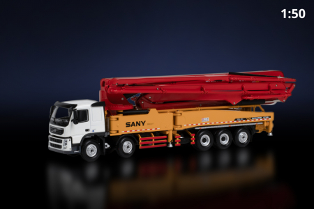 Machete betoniere si pompe de beton - Macheta pompa de beton SANY 62M pe sasiu Volvo 10x8, scara 1:50