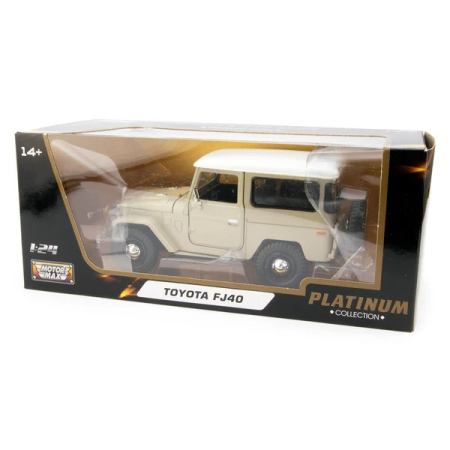 Macheta Toyota FJ40 Land Cruiser cu hardtop, scara 1:24 [4]
