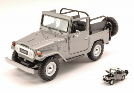 Machete autoturisme - Macheta Toyota FJ40 Land Cruiser fara hardtop, scara 1:24