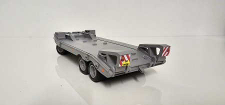 Macheta trailer P32 3 axe, scara 1:43 [1]