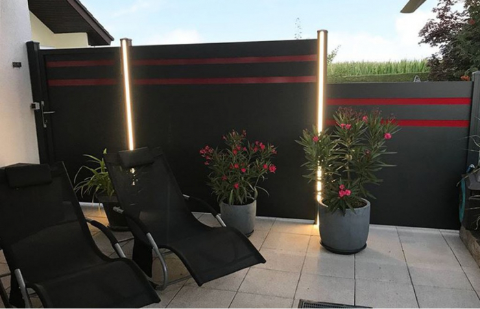 Panou Gard Model Neon Din Aluminiu Cu Stalpi Din Zidarie Existenti 1000x2000 [3]