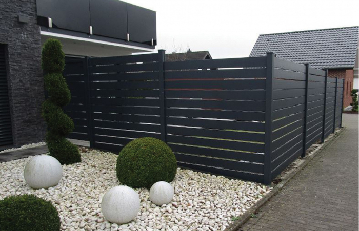 Panou Gard Model Trend 90 Din Aluminiu Cu Stalpi Din Zidarie Existenti 1000x2000 mm [2]