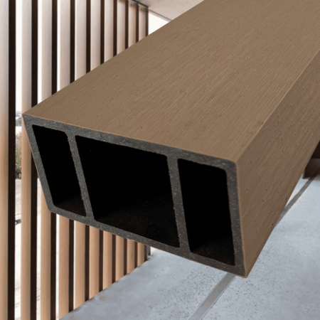 RIFLAJ WPC - Riflaj Perete Despartitor WPC Co-extrudat pentru Exterior Stejar Auriu 120x62 mm, Lungime 3.5 m, Profil Tub Rectangular Ramforsat