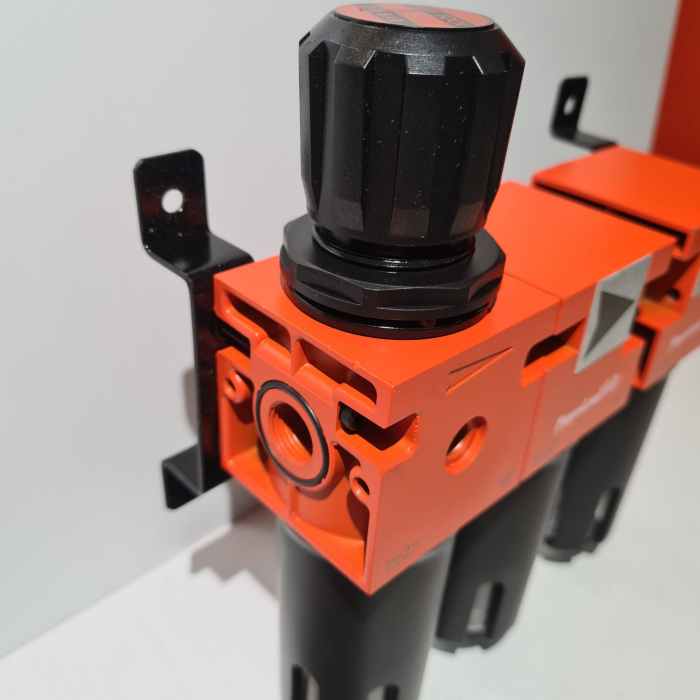 Baterie filtrare aer, DeVilbiss FLRCAC-1, filtrare aer cu regulator, baterie 3 filtre, pana la 0.003 microni cu carbon activ [4]
