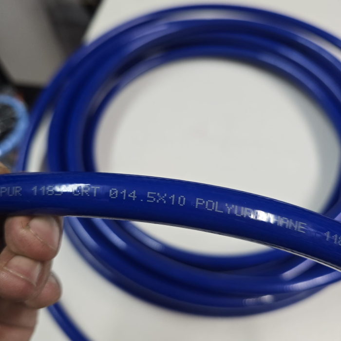 Furtun alimentare aer flexibil, MW PUR 1185, sertizat Ø 10 mm, lungime la alegere 5 m / 7.5 m / 10 m / 15 m / 20 m [7]