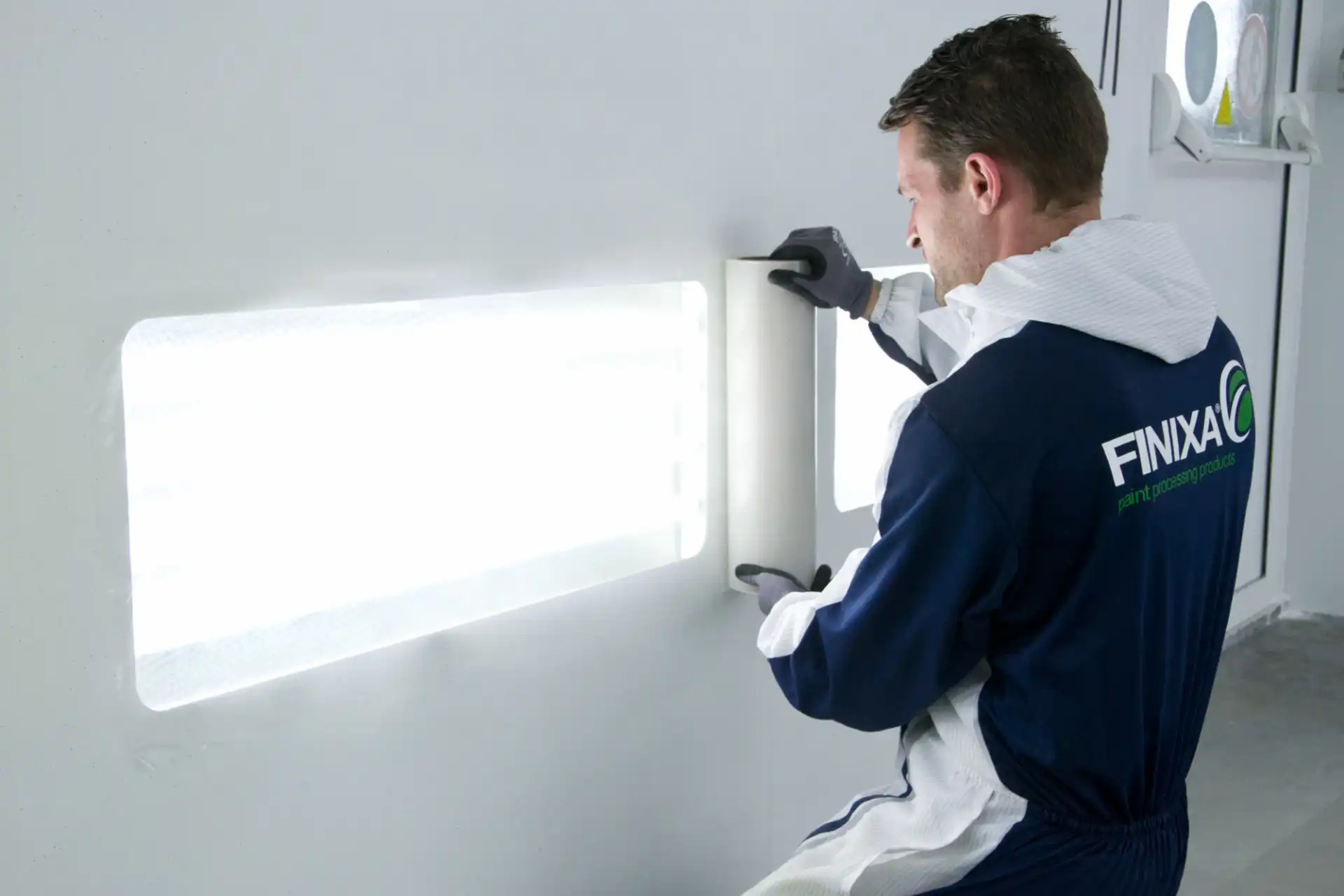 Folie protectie, FINIXA CPF 11, pentru cabina de vopsit, dimensiune 600 mm x 100 metri [2]
