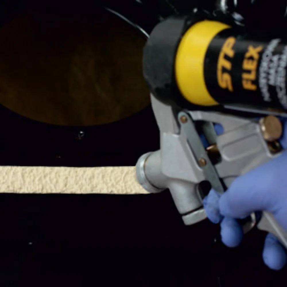 Mastic hibrid pulverizabil, Novol STP Flex, diferite culori, pentru pistol pneumatic, gramaj 290 ml [3]