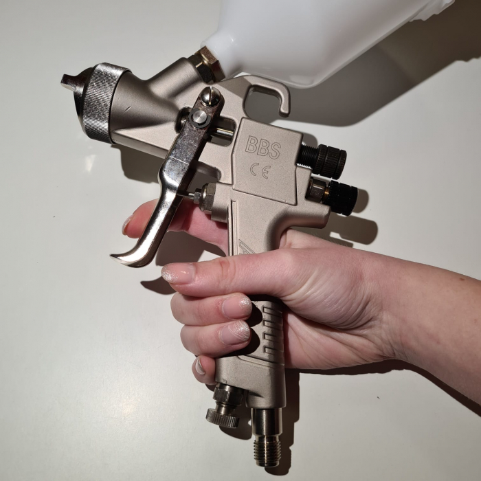 Pistol de vopsit ASTURO BBS HVLP, cupa plastic 600 ml, duza la alegere, consum de aer incepand cu 240 l/min [6]
