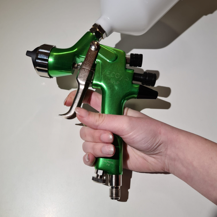 Pistol de vopsit ASTURO ECO/S HVLP, cupa plastic 600 ml, duza 1.3 mm, consum de aer 200 l/min [5]